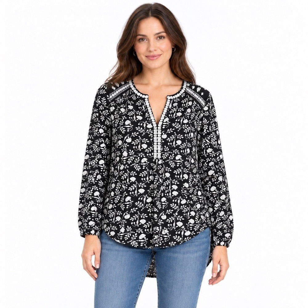 Lucky Brand Large Black White Floral Embroidered Split Neck Top Boho Cottagecore